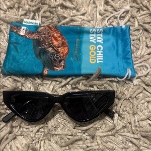 Black Cat-Eye Sunglasses Blackshades polarized